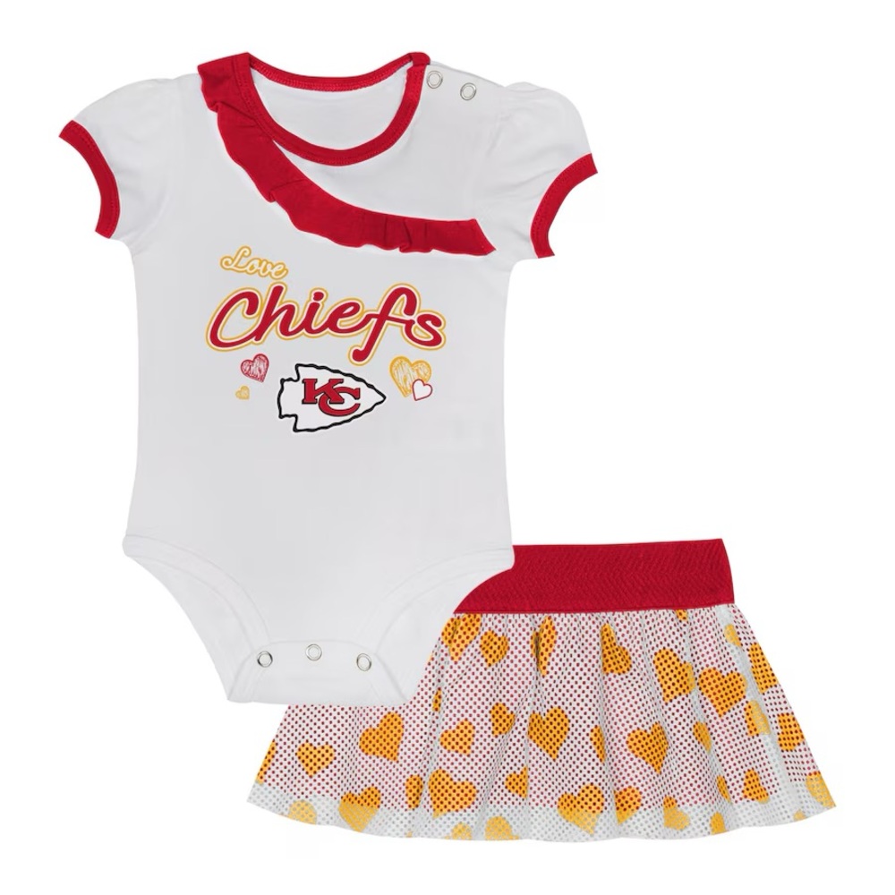 NWOT Newborn & Infant Kansas City Chiefs Love My Team Bodysuit & Skirt Set